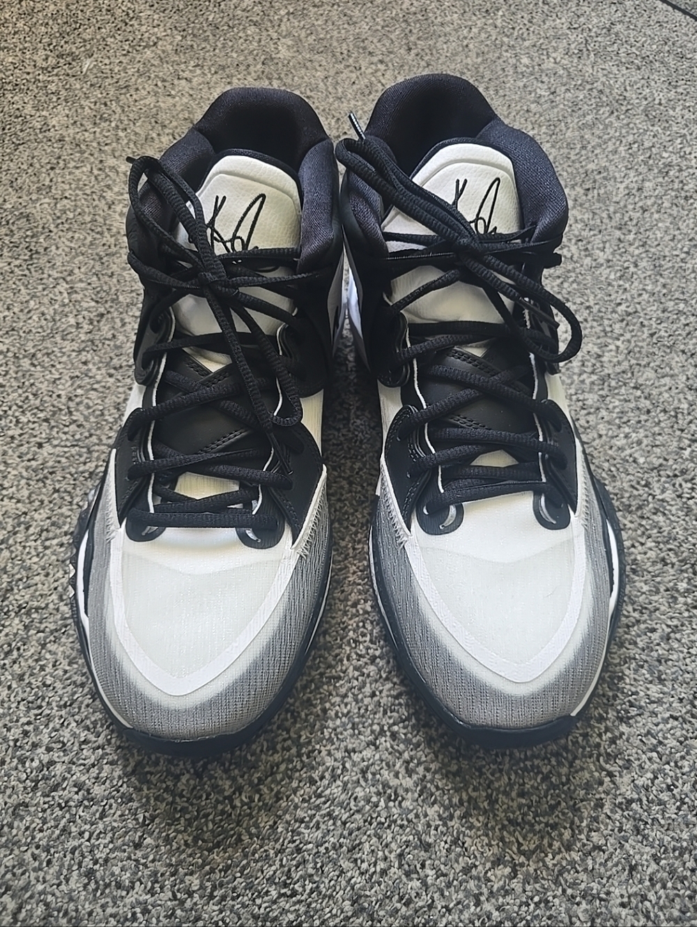 New without Box - Nike KYRIE INFINITY TB 'WHITE BLACK'- Size 12 - Picture 2 of 10